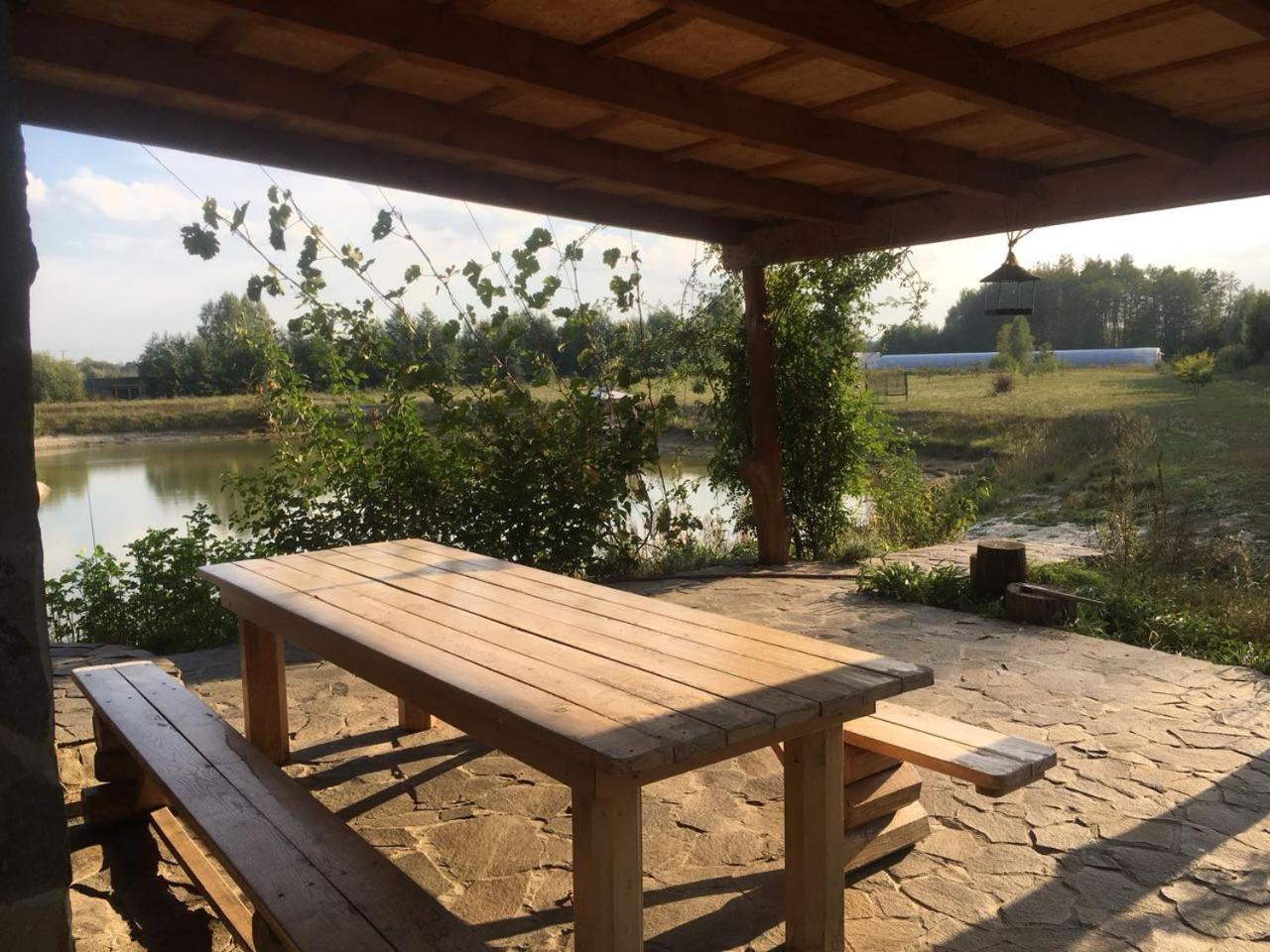 Диброва Dibrova  Экстерьер фото